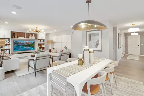 Dining - 446 Bower Ln, Oswego, IL 60543 photo 4 of 5