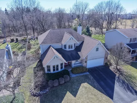 765 Anne St, Woodstock, IL 60098