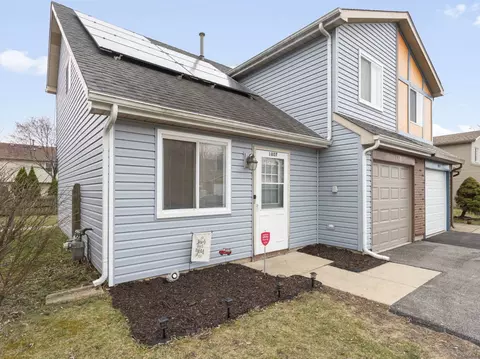 1807 Whitney Dr, Hanover Park, IL 60133