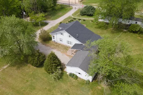 View/Area - 202 S Ervin St, Pittsburg, IL 62974 photo 6 of 6