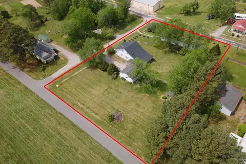 View/Area - 202 S Ervin St, Pittsburg, IL 62974 photo 5 of 6