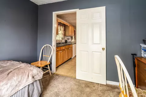 Bedroom - 202 S Ervin St, Pittsburg, IL 62974 photo 4 of 11