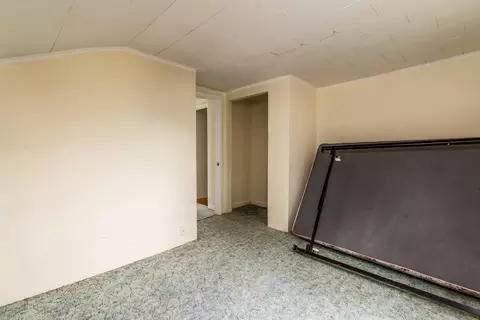 Bedroom - 202 S Ervin St, Pittsburg, IL 62974 photo 6 of 11