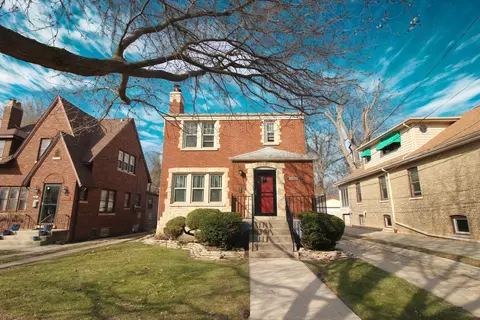 Exterior - 2258 W 115th St, Chicago, IL 60643 photo 2 of 6