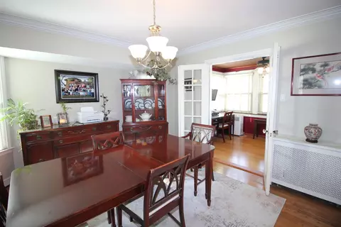 Dining - 2258 W 115th St, Chicago, IL 60643 photo 1 of 2