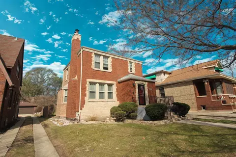 Exterior - 2258 W 115th St, Chicago, IL 60643 photo 3 of 6