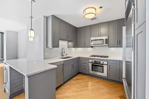 Kitchen - 60 E Monroe St #1903, Chicago, IL 60603 photo 2 of 2