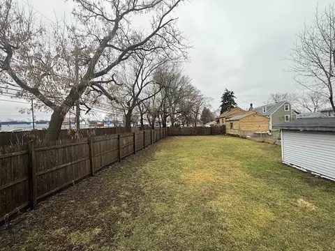 4053 Rose Ave, Lyons, IL 60534 photo 2