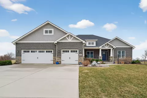 3425 Country Club Ln, Morris, IL 60450