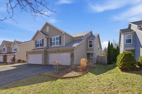 1431 Derby Ln, Mundelein, IL 60060