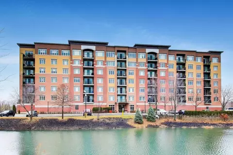 1199 E Port Clinton Rd #311, Vernon Hills, IL 60061