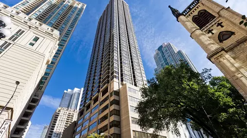 30 E Huron St #3210, Chicago, IL 60611