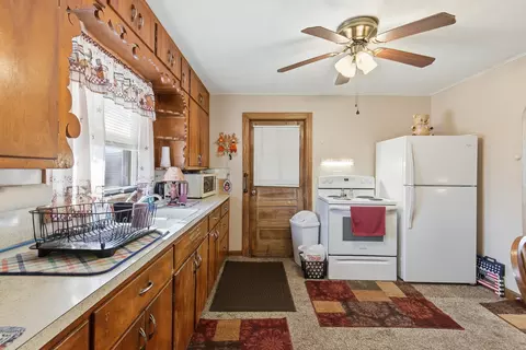Kitchen - 2400 47th St, Moline, IL 61265 photo 1 of 3