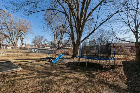 Exterior - 2400 47th St, Moline, IL 61265 photo 2 of 4