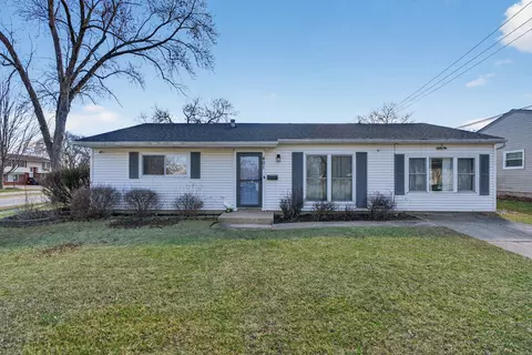 401 Concord Dr, Streamwood, IL 60107