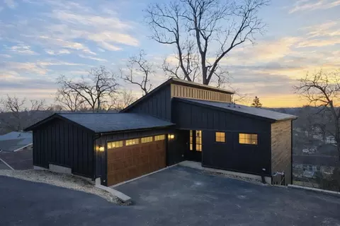 298 Apache Trl, Lake In The Hills, IL 60156