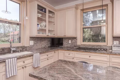 Kitchen - 5 Broadway Pl, Normal, IL 61761 photo 3 of 4