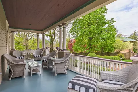Exterior - 5 Broadway Pl, Normal, IL 61761 photo 5 of 17
