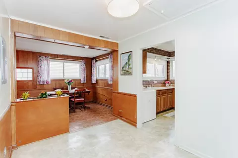 Other - 609 E Thacker St, Des Plaines, IL 60016 photo 5 of 6