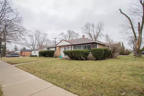 Other - 609 E Thacker St, Des Plaines, IL 60016 photo 2 of 6