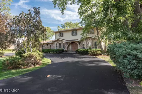 23061 N Apple Hill Ln, Lincolnshire, IL 60069