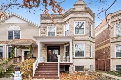 3750 N Hermitage Ave, Chicago, IL 60613