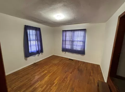 107 Dewolf St, Odin, IL 62870 photo 7