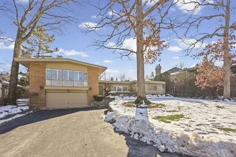 130 Rockgate Ln, Glencoe, IL 60022