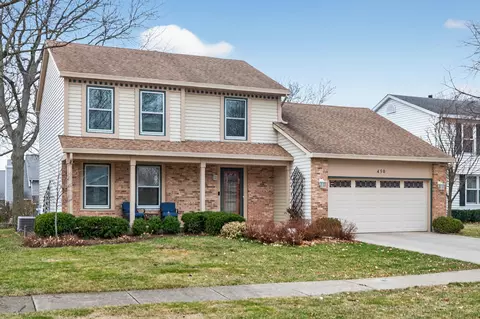 450 Hunter Dr, Carol Stream, IL 60188