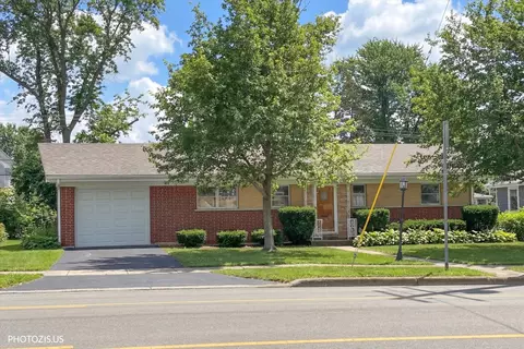 4707 Fairview Ave, Downers Grove, IL 60515