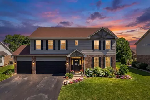 2445 Peregrine Dr, New Lenox, IL 60451