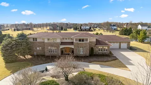 24104 S Old Farm Rd, Manhattan, IL 60442