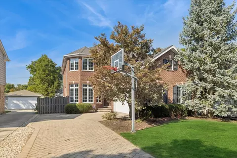 4146 Garden Ave, Western Springs, IL 60558