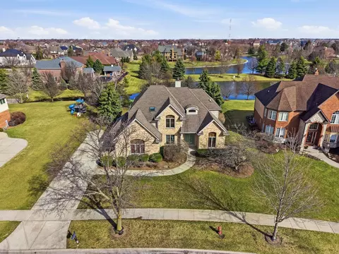 22627 Limestone Ct, Frankfort, IL 60423