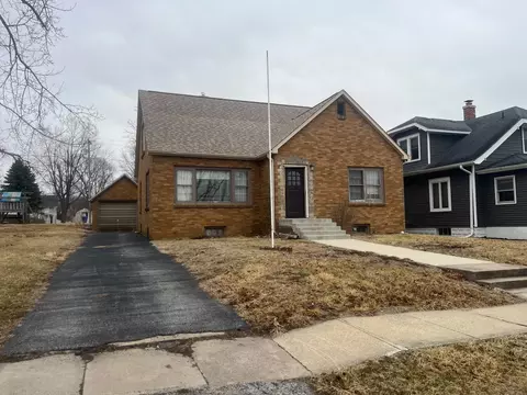 602 Washington Ave, Lowden, IA 52255