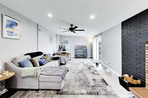 Living - 7944 W 82nd St, Bridgeview, IL 60455 photo 1 of 3