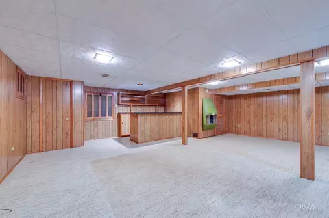 Other - 910 S Robert Dr, Mount Prospect, IL 60056 photo 5 of 7