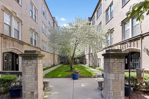 4518 N Ashland Ave #3E, Chicago, IL 60640