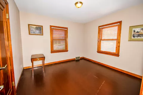 Bedroom - 2110 E Oakland Ave, Bloomington, IL 61701 photo 1 of 6