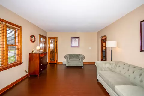 Living - 2110 E Oakland Ave, Bloomington, IL 61701 photo 3 of 3