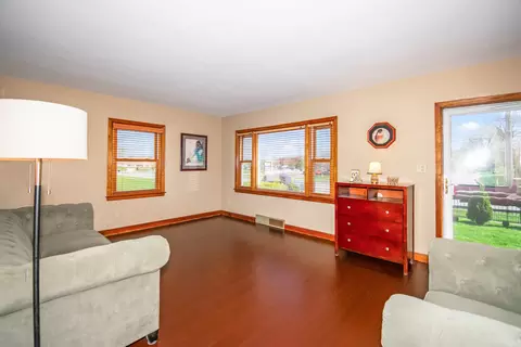 Living - 2110 E Oakland Ave, Bloomington, IL 61701 photo 1 of 3