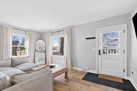 Entry Way - 2800 15th St, Moline, IL 61265 photo 1 of 1