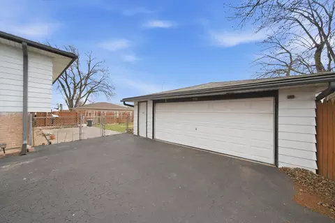Exterior - 7705 W 80th Pl, Bridgeview, IL 60455 photo 3 of 3