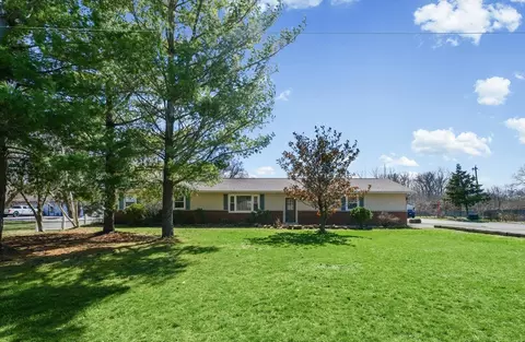3207 E Airport Rd, Urbana, IL 61802