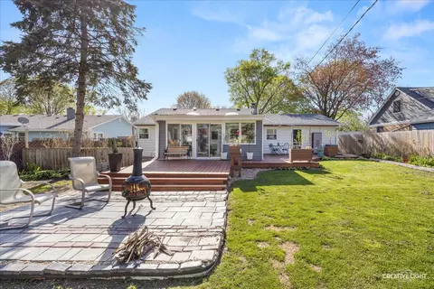 Exterior - 124 S Rosedale Ave, Aurora, IL 60506 photo 9 of 12