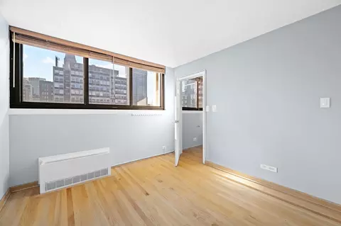 Bedroom - 30 E Division St #14C, Chicago, IL 60610 photo 2 of 2