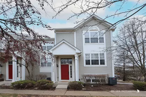 34399 N Barberry Ct, Round Lake, IL 60073