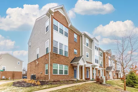 167 Canterbury Way, Lake Zurich, IL 60047