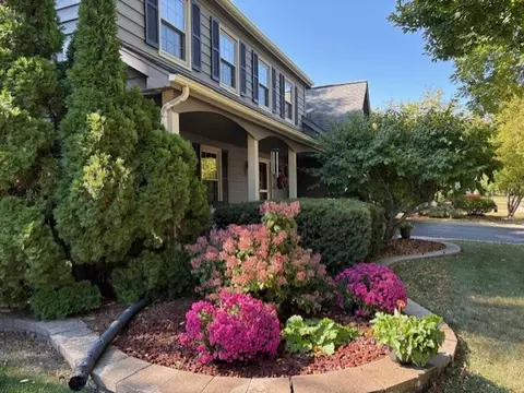 1528 Sequoia Rd, Naperville, IL 60540