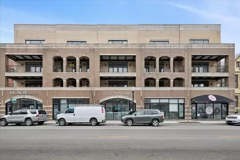 1419 W Belmont Ave #3, Chicago, IL 60657